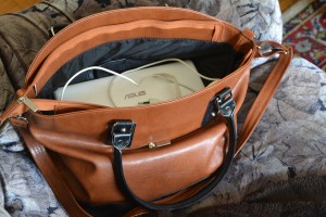 handbag-324810_1280