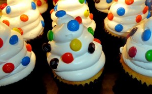 polka dot cupcakes