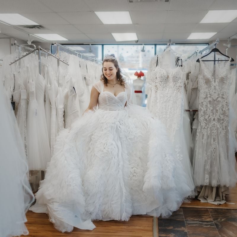 Toronto-Wedding Dress Deals
