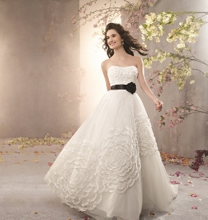 Wedding Dress - ALFRED ANGELO BRIDAL SPRING 2013 Collection - 2369 - Soft Net, Soft Organza | AlfredAngelo Bridal Gown