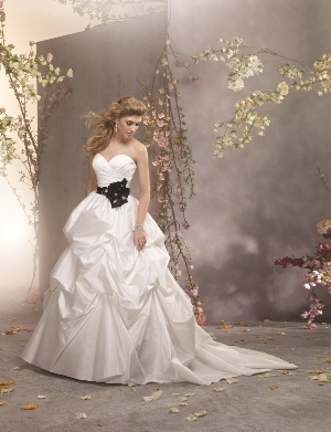 Wedding Dress - ALFRED ANGELO BRIDAL SPRING 2013 Collection - 2371 - Taffeta, Satin | AlfredAngelo Bridal Gown