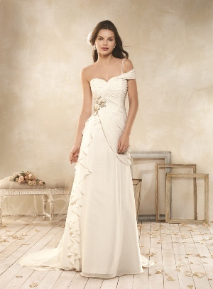 Wedding Dress - MODERN VINTAGE BRIDAL by ALFRED ANGELO SPRING 2013 Collection - 8514 - Chiffon | AlfredAngelo Bridal Gown