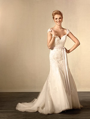 Wedding Dress - Alfred Angelo 2014 Collection - 2440 - Modern Fit | AlfredAngelo Bridal Gown