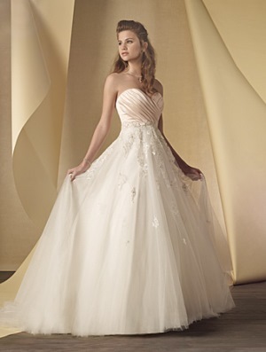 Wedding Dress - Alfred Angelo 2014 Collection - 2452 - Modern Fit | AlfredAngelo Bridal Gown