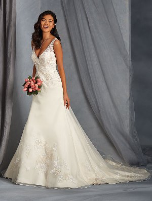 Wedding Dress - ALFRED ANGELO BRIDAL 2016 Collection - 2560 - A-line Lace Gown with V-shaped Neckline & Low Back | AlfredAngelo Bridal Gown