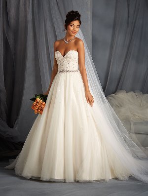 Wedding Dress - ALFRED ANGELO BRIDAL 2016 Collection - 2573 - Net Ball Gown Skirt with Strapless Sweetheart Neckline | AlfredAngelo Bridal Gown