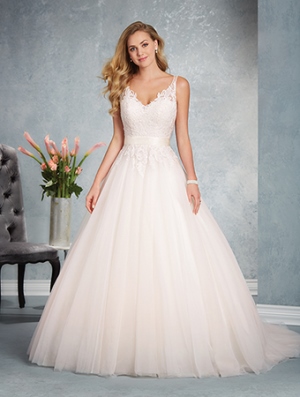 Wedding Dress - ALFRED ANGELO SIGNATURE BRIDAL 2017 Collection - 2624 | AlfredAngelo Bridal Gown