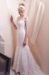 Bridal Dress: Alfred Sung SPRING 2013 BRIDAL - 6915 - Lace/Tulle 