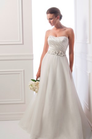 Wedding Dress - Alfred Sung FALL 2013 BRIDAL - 6935 | AlfredSung Bridal Gown