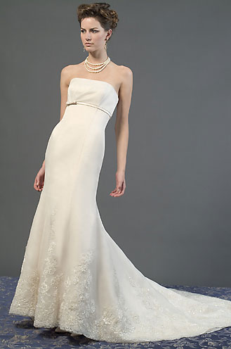 Bridal Dress: Style 6621-Signature