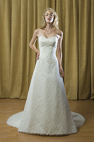 Bridal Dress: Style 6706-Signature