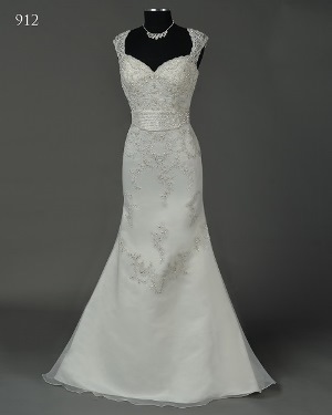 Wedding Dress - Bridalane - 912 | Bridalane Bridal Gown