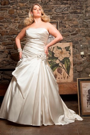 Wedding Dress - CALLISTA FALL 2013 BRIDAL Collection: 4207 - For Brides With Curves | PlusSize Bridal Gown