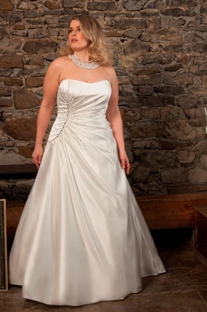Wedding Dress - CALLISTA FALL 2013 BRIDAL Collection: 4214 - For Brides With Curves | PlusSize Bridal Gown