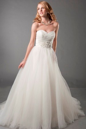 Wedding Dress - JAI Style 9133 - Ball Gown Tulle | Jai Bridal Gown