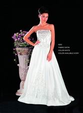 Bridal Dress: 6202