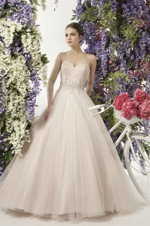 Wedding Dress - JADE DANIELS FALL 2014 BRIDAL Collection: Style 1013 - Rita Hayworth | JadeDaniels Bridal Gown