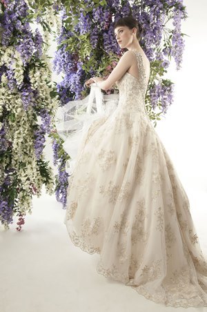 Wedding Dress - JADE DANIELS FALL 2014 BRIDAL Collection: Style 1024 - Carole Lombard | JadeDaniels Bridal Gown