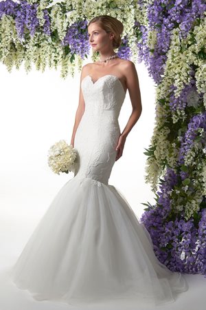 Wedding Dress - JADE DANIELS BRIDAL Collection: Style 1028 - Shelly Winters | JadeDaniels Bridal Gown