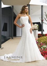 Bridal Dress: COLLECTION COUTURE - T282 