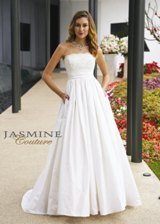 Bridal Dress: COLLECTION COUTURE - T292 