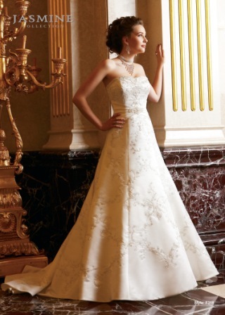 Bridal Dress: COLLECTION BRIDAL - F318  Catalogue Color:		IVORY (IV)	Fabric-top layer:		ITALIAN SATIN	Accessory:		N/A	Skirt Length:		Tiffany Train 75 inches	Size Range: 		4-28 