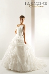 Bridal Dress: COLLECTION COUTURE - T431 