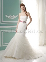 Bridal Dress: COLLECTION BRIDAL FALL 2012 - F141052 
