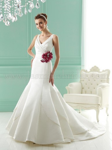 Bridal Dress: COLLECTION BRIDAL SPRING 2012 - F141021 
