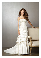 Bridal Dress: Madison - Style 3806  Fabric: Silk  Colour: Natural  Sizes: 4-30  