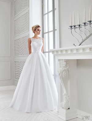 Wedding Dress - Sans Pareil Bridal Collection 2016: 915 - Lace and satin sleeveless wedding dress with corset back  | SansPareil Bridal Gown