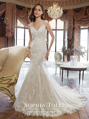 Wedding Dress - Sophia Tolli FALL 2015 Collection - Y21507 Alex | SophiaTolliByMonCheri Bridal Gown