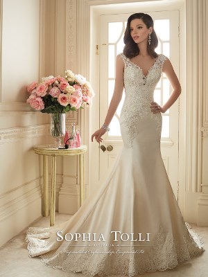 Wedding Dress - Sophia Tolli SPRING 2016 Collection - Y11629 Rexana | SophiaTolliByMonCheri Bridal Gown