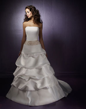 Destination/Voyage: 6148 Duchess Satin