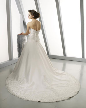 Bridals: 2204 Plush Organza with Embroid