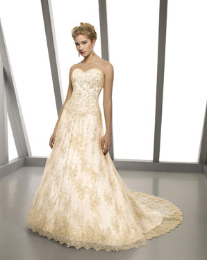 Bridals: 2211 Chantilly Lace