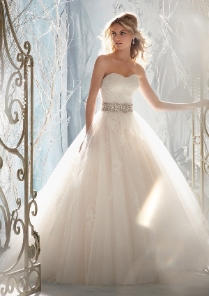 Wedding Dress - Mori Lee Bridal FALL 2013 Collection: 1959 - Tulle Overlaying Beaded Alencon Lace Appliques | MoriLee Bridal Gown