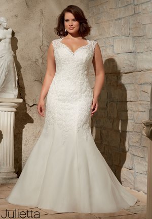 Wedding Dress - Mori Lee Julietta SPRING 2015 Collection: 3175 - Venice Lace Appliques on Soft Net | PlusSize Bridal Gown