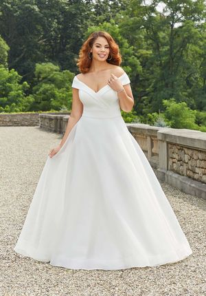 Wedding Dress - Mori Lee Julietta Spring 2022 Collection: 3344 - Essie Wedding Dress | PlusSize Bridal Gown