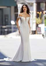 Bridal Dress: 4104