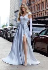 Bridal Dress: 4111