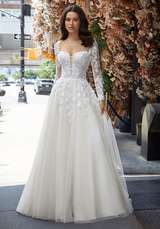 Bridal Dress: 4115