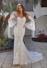 Bridal Dress: 2544