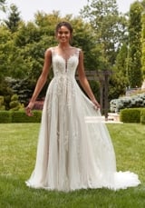 Bridal Dress: 2606