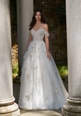Bridal Dress: 4151
