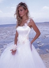 Bridal Dress: Lady Flora