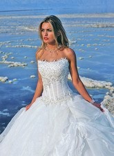 Bridal Dress: Lady Vega