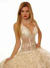 Bridal Dress: Lady Adrienne