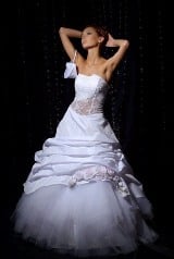 Bridal Dress: Ehinops
