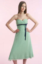 Bridesmaids Dress: B9094  Sweetheart straplesss dress with A-line skirt in Poly Chiffon. Poly Chiffon pleated bodice with accent ribbon and bow on empire.
Two tone (any combination of Poly Chiffon colors) or solid.
Size Range :  4-28.
 